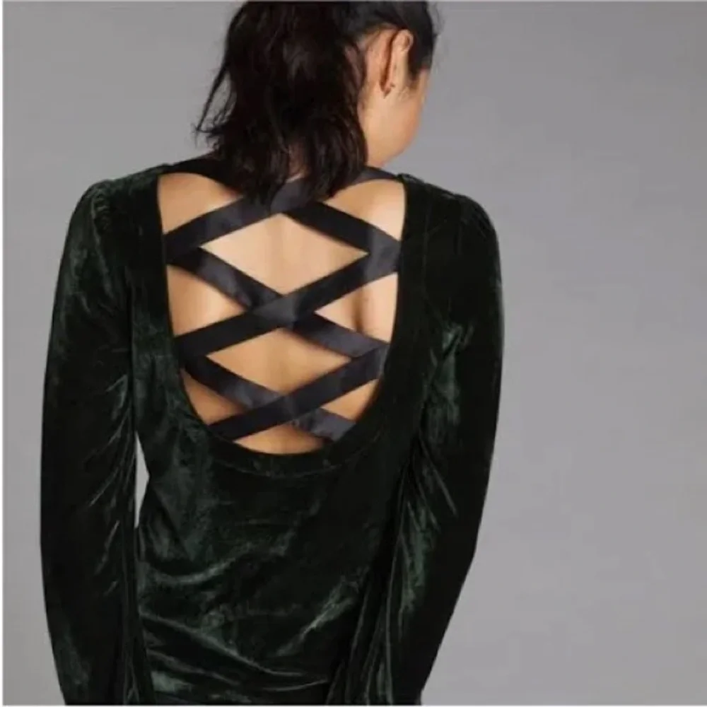 By Anthropologie Dark Green Velvet Criss Cross Back Long Sleeve Blouse Size XL
